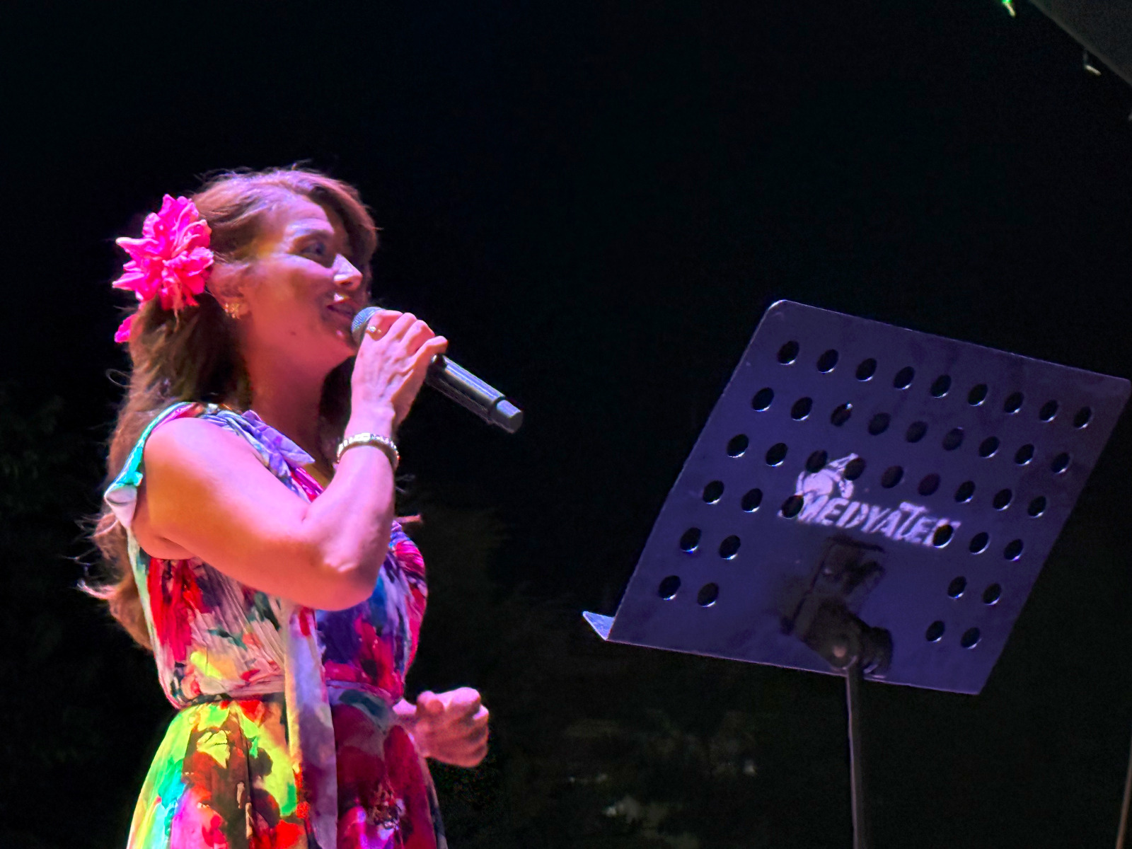 Balkan rüzgarı İzmir’i sardı: Festival coşkusu sürüyor!