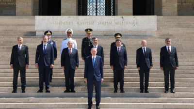 Yüksek Askerî Şûra toplantısında terfiler, emeklilikler ve görev süresi uzatmaları