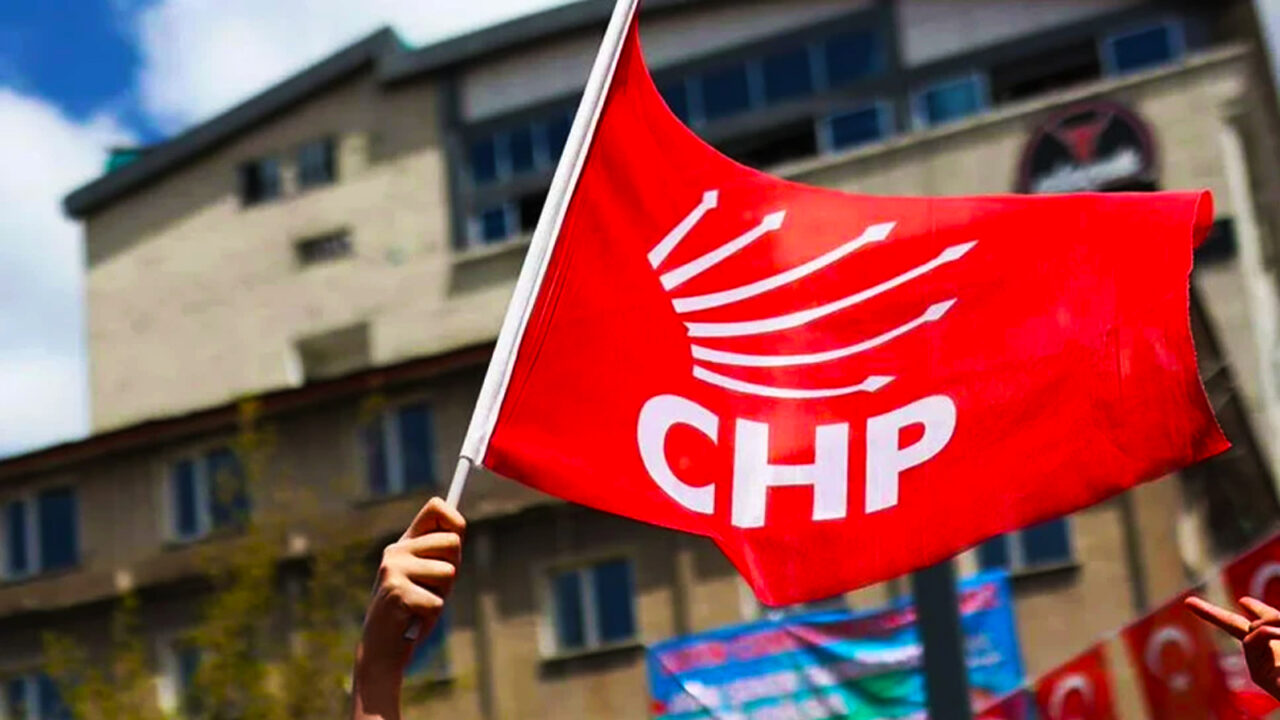 CHP’nin kongre takvimi hızla ilerliyor. İzmir’de Bergama, Dikili, Güzelbahçe, Karaburun