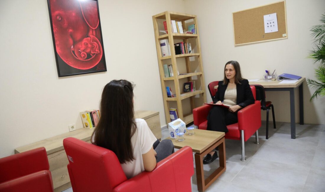 Bayraklı Belediyesi, dezavantajlı grupların hukuki haklarına erişimini kolaylaştırmak amacıyla İzmir