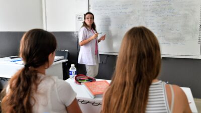 Bornova Belediyesi’nin ücretsiz eğitim desteği sunduğu BELGEM, 2025-2026 Eğitim-Öğretim Yılı’na