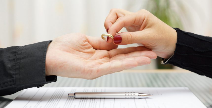Anayasa Mahkemesi, uzun süren boşanma davalarının evlenme hakkını ihlal ettiğine