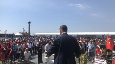 İzmir Büyükşehir Belediye Başkanı Cemil Tugay, 30 Ağustos Zafer Bayramı’nın
