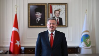 İzmir Valisi Süleyman Elban, 30 Ağustos Zafer Bayramı’nın 103’üncü yıl