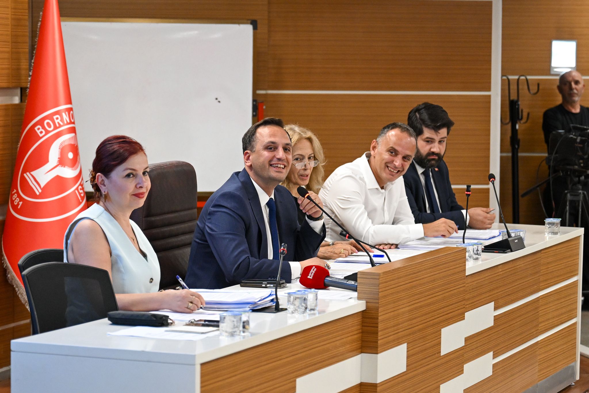 Bornova Belediyesi, kadın ve çocuklara yönelik sosyal destek ile toplumsal