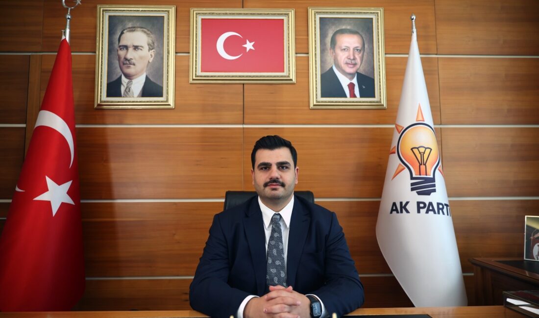 AK Parti Genel Sekreteri ve İzmir Milletvekili Eyyüp Kadir İnan,