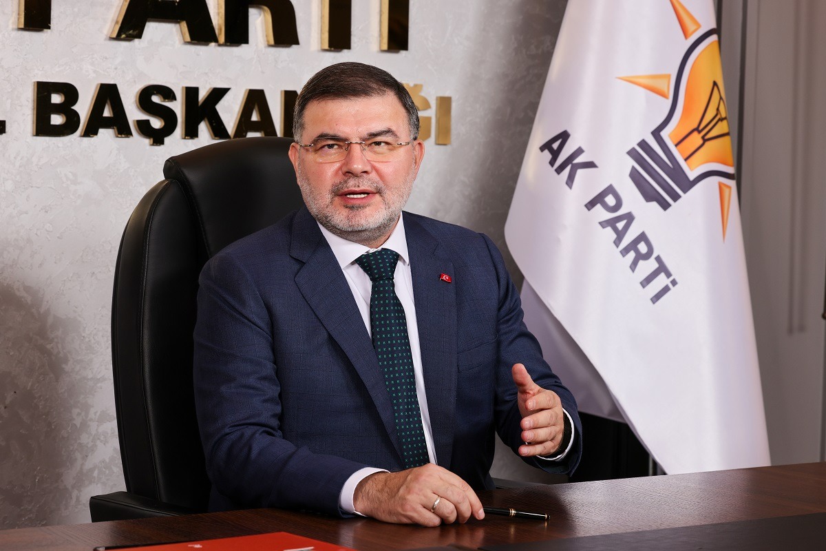İzmir Büyükşehir Belediyesi’nin 90 dakika ücretsiz aktarma hakkını İZBAN üzerinden