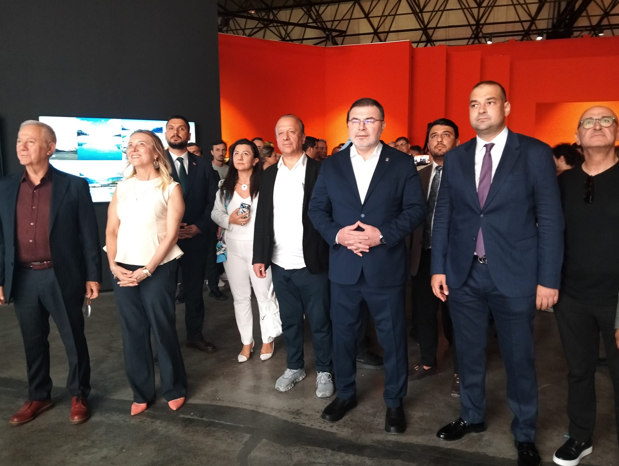Kültürpark'ta sanat rüzgarı: Atatürk ve Refik Anadol sergileri sanatseverleri bekliyor 4 Kültürpark'ta sanat rüzgarı: Atatürk ve Refik Anadol sergileri sanatseverleri bekliyor