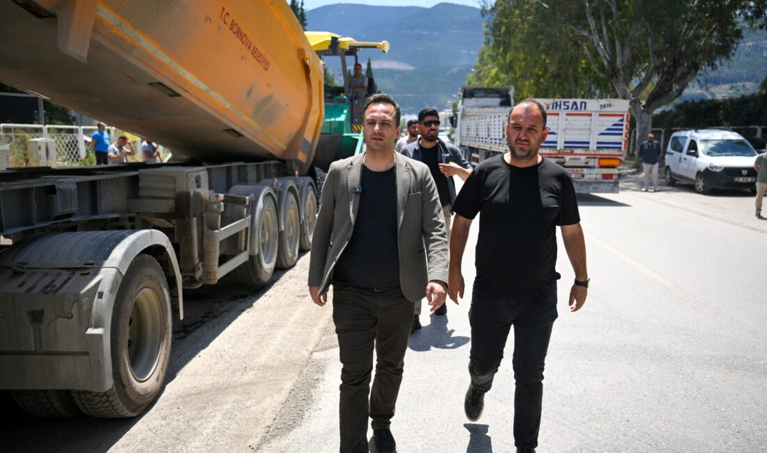 Bornova Belediyesi, Kemalpaşa Caddesi’nden Pınarbaşı merkezine uzanan Pınar Caddesi’ni 4