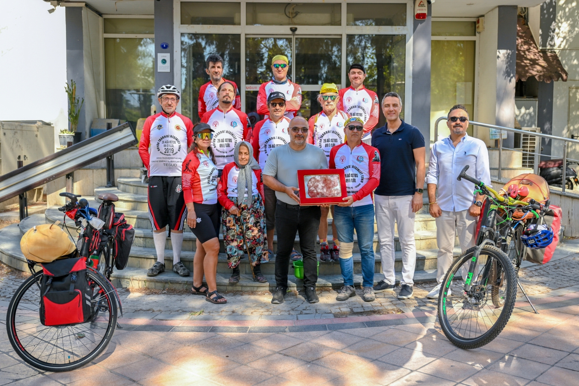 Bornova Belediyesi’nin İzmir’in kurtuluşunun 103. yılı anısına bu yıl 10.