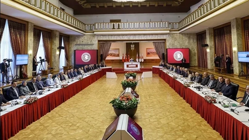 TBMM Başkanı Kurtulmuş, “İlk düğme doğru iliklenmiştir” dedi. Komisyon, 10