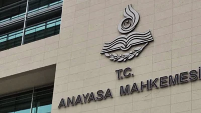 Anayasa Mahkemesi, psikolojik rahatsızlığı olan bir bireyin tedavi bilgilerini annesiyle