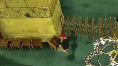 İstanbul’un simge yapılarından Ayasofya Camii’nde gece saatlerinde meydana gelen kundaklama