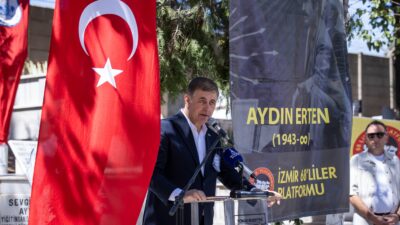 İzmir Büyükşehir Belediye Başkanı Dr. Cemil Tugay, eski Gültepe Belediye