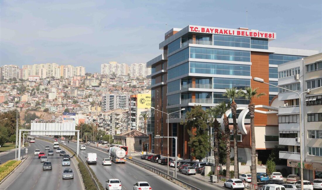 Bayraklı Belediye Meclisi'nde Mansuroğlu Mahallesi 286/6 Sokak'taki 14 adresin içkili