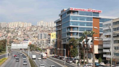 Bayraklı Belediye Meclisi'nde Mansuroğlu Mahallesi 286/6 Sokak'taki 14 adresin içkili