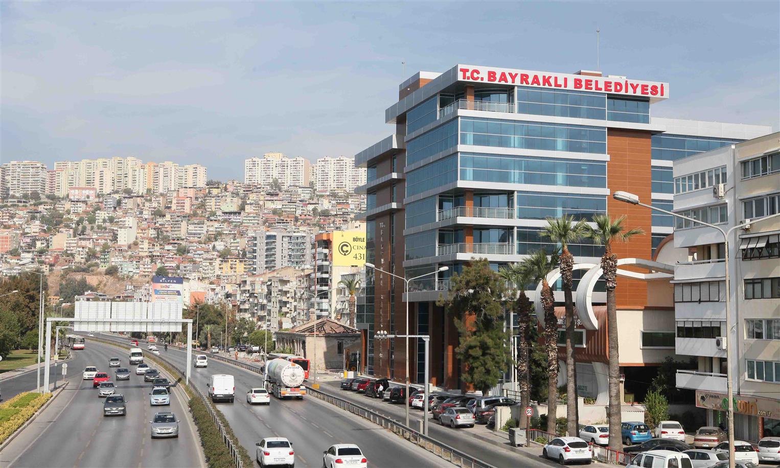 Bayraklı Belediye Meclisi'nde Mansuroğlu Mahallesi 286/6 Sokak'taki 14 adresin içkili