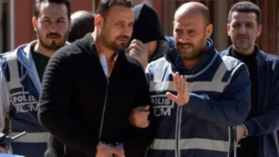 Kamu kurumlarına izinsiz erişim sağlayarak sahte diploma ve sürücü belgesi