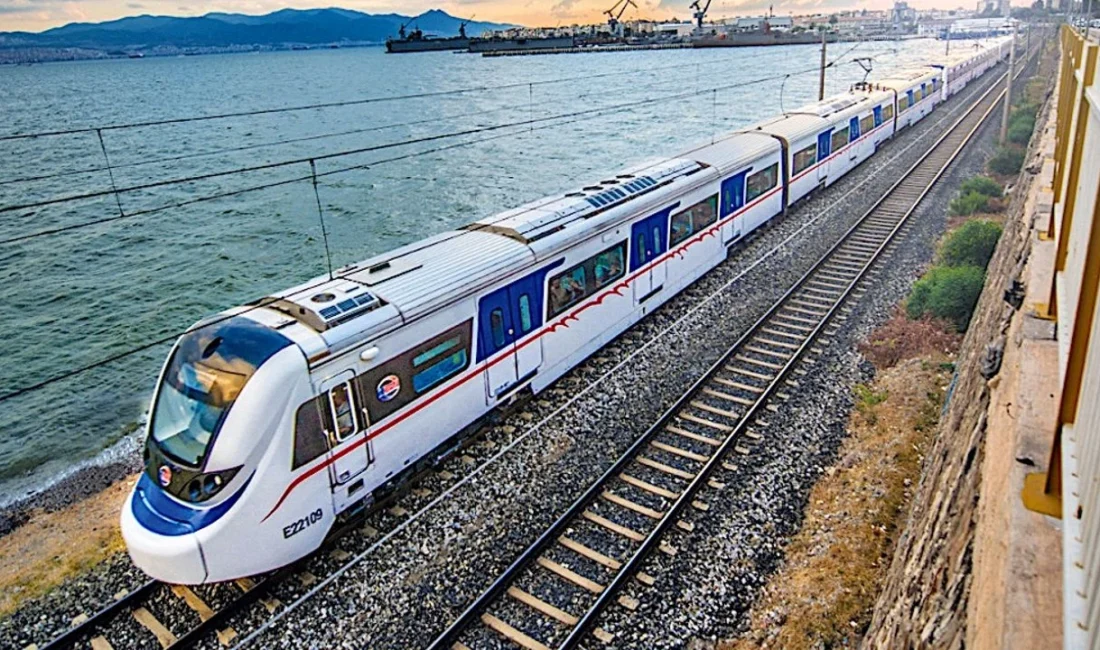 Cumhurbaşkanlığı kararıyla 30 Ağustos Zafer Bayramı’nda İzmir’de İZBAN ve bazı
