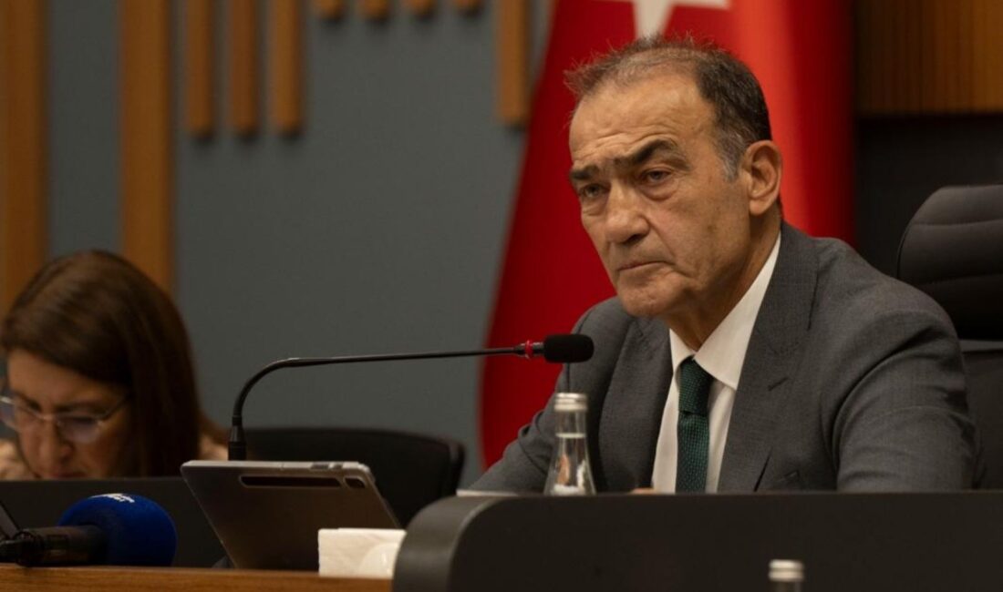 İzmir Büyükşehir Belediyesi, İZBAN’da 90 dakika uygulamasının kaldırılmasıyla ilgili eleştirilere