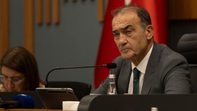 İzmir Büyükşehir Belediyesi, İZBAN’da 90 dakika uygulamasının kaldırılmasıyla ilgili eleştirilere