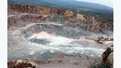 TMMOB İzmir İl Koordinasyon Kurulu Sekreteri Aykut Akdemir, İzmir'in derinleşen