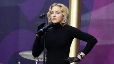 Madonna, Gazze’deki çocukların kurtarılması çağrısında bulunarak Papa’ya bölgeye gitme mesajı