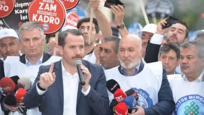 4 milyon memur ve 2,5 milyon memur emeklisini ilgilendiren toplu