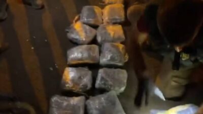 İçişleri Bakanlığı koordinesinde 73 ilde düzenlenen operasyonlarda 1.695 şüpheli yakalandı.