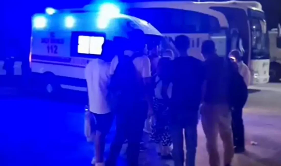 Manisa'da yolcu otobüsünde çıkan tartışma kanlı bitti. Şoförlerden biri bıçakla
