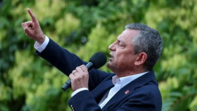 CHP lideri Özgür Özel, İBB’ye yönelik yolsuzluk operasyonu sonrası yaptığı