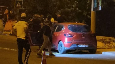 Diyarbakır’da husumetli iki grubun karşılaşması kanlı bitti. Silahların konuştuğu çatışmada