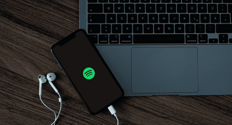 İsveç menşeili dijital müzik platformu Spotify Türkiye, müzik listelerinin rüşvetle