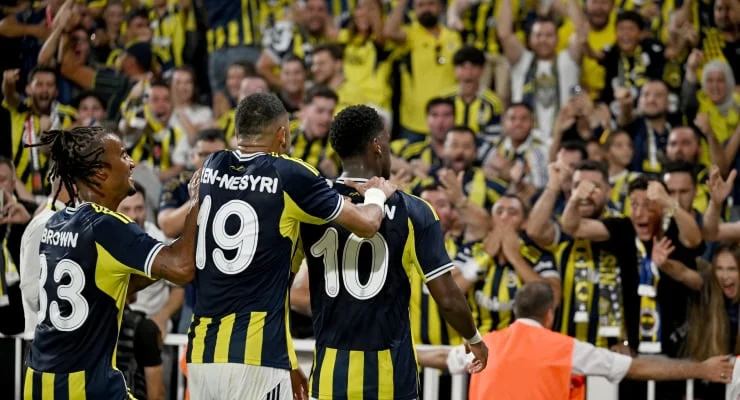 UEFA Avrupa Ligi’nde lig aşaması kuraları 14:00’te çekilecek. Fenerbahçe, kuraya
