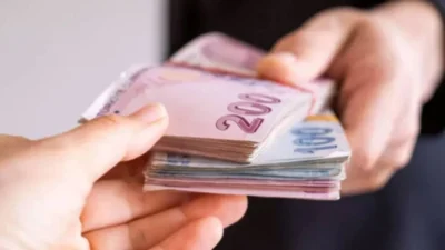 Maaş zammı sonrası promosyon tutarları tırmanışa geçti. Emekliler için çift