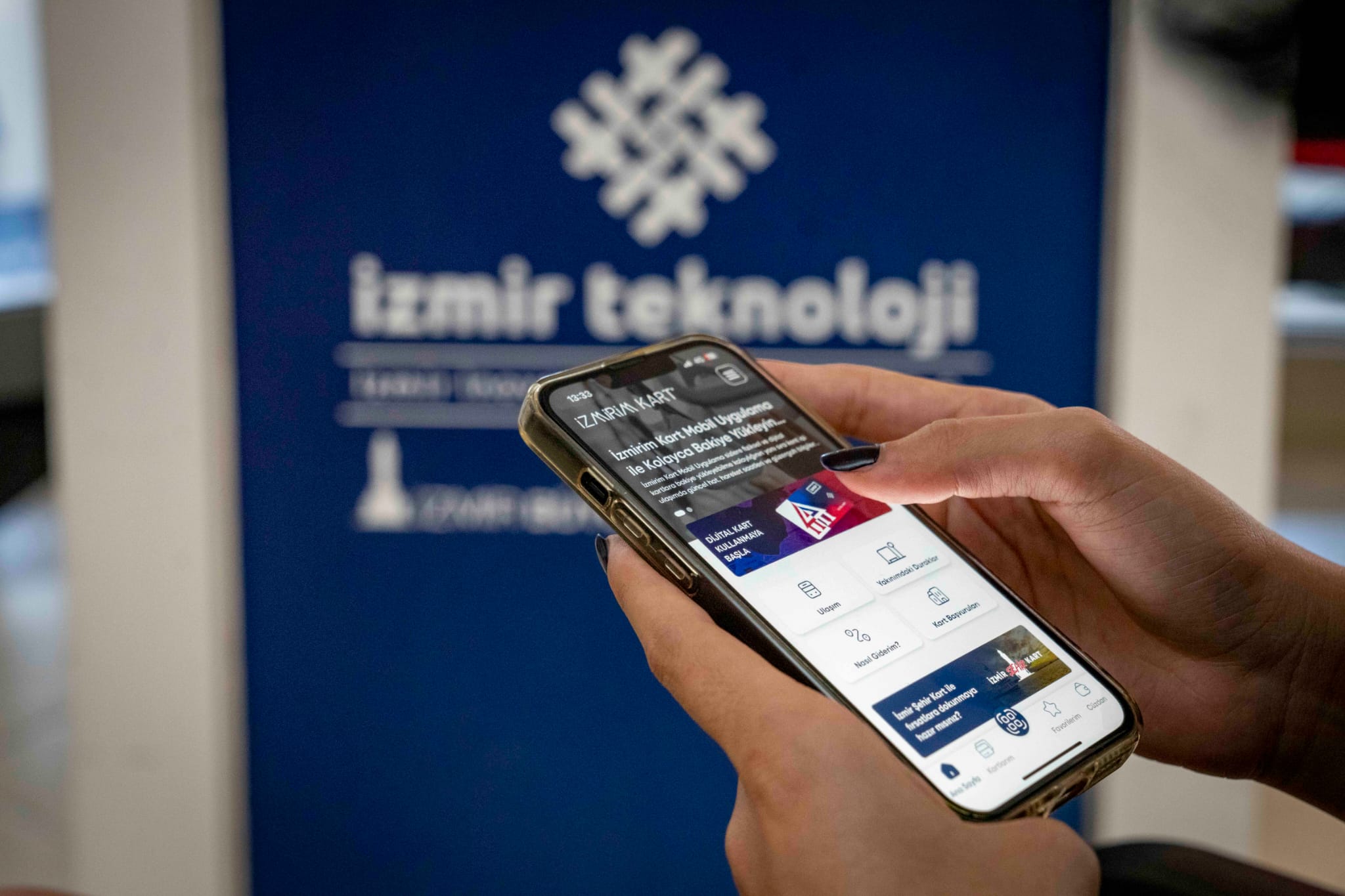 İzmir Büyükşehir Belediyesi’nin geçtiğimiz yıl üniversiteli gençler için başlattığı “Dijital