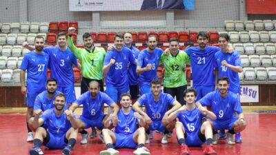 İzmir Büyükşehir Belediyesi Spor Kulübü ile Göztepe, erkekler hentbol ve