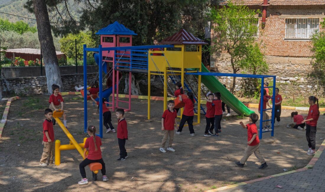 Öğrencilerin daha konforlu ve güvenli ortamda eğitim alması için çalışmalar