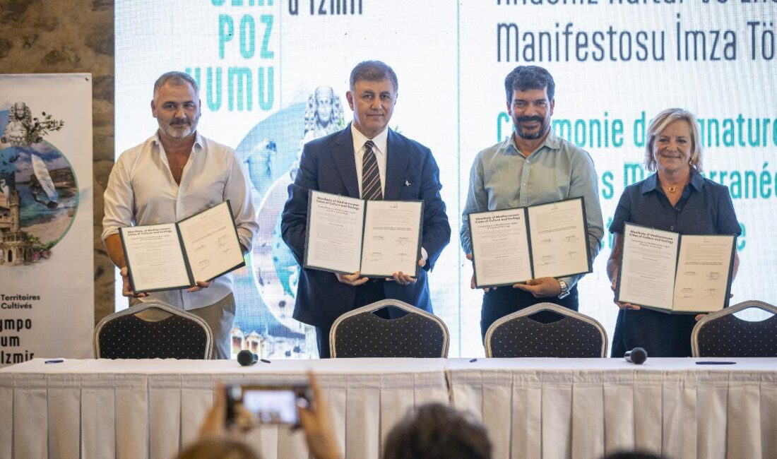 İzmir’de düzenlenen “Sürdürülebilir Bir Akdeniz İçin Kültür ve Ekolojik Dönüşüm