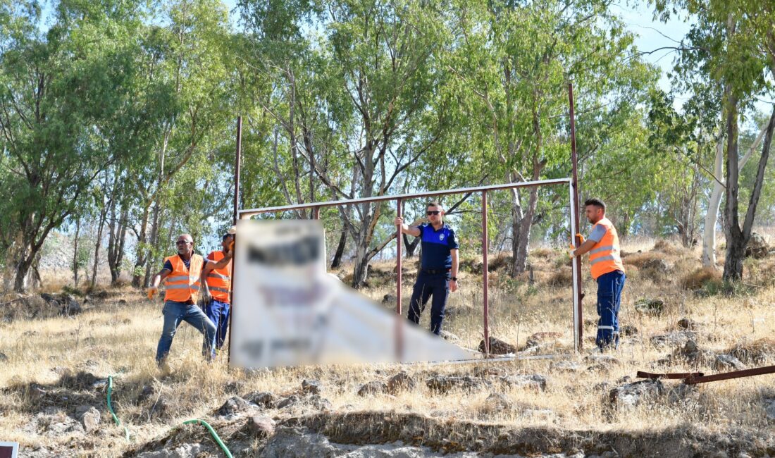 Çiğli Belediyesi, kent genelinde izinsiz reklam tabelalarına karşı başlattığı kararlı