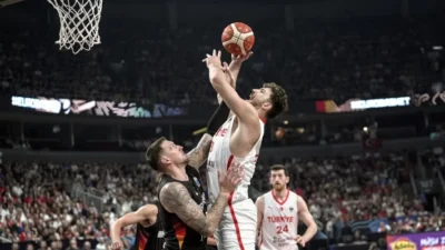 2025 Avrupa Basketbol Şampiyonası (EuroBasket 2025) final maçında Türkiye, rakibi