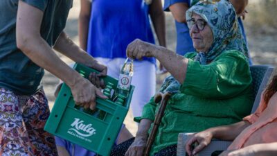 İzmir Büyükşehir Belediyesi kırsaldaki üreticilerin gelirinin katma değerli ürünlerle artırılmasına