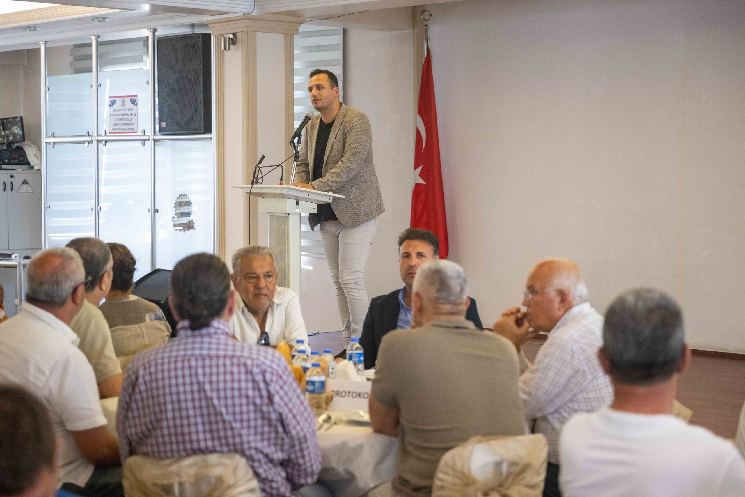 Bornova Belediye Başkanı Ömer Eşki, İzmir 3. Sanayi Sitesi’nin Geleneksel