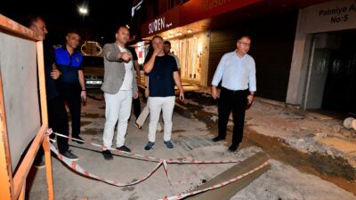 Bornova Belediye Başkanı Ömer Eşki’nin talimatıyla Bornova’da adeta asfalt seferberliği