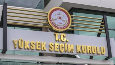Yüksek Seçim Kurulu, CHP’nin İstanbul’da beş ilçedeki kongrelerinin durdurulmasına ilişkin