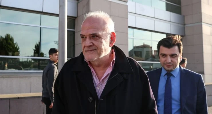BTV adlı YouTube kanalının kurucusu avukat Bışar Özbey, eski hakem