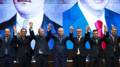 Konya’nın Seydişehir ilçesinde CHP’den seçilen Belediye Başkanı Hasan Ustaoğlu ve