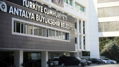 Antalya Büyükşehir Belediyesi’ne yönelik soruşturma kapsamında sabah saatlerinde yeni bir