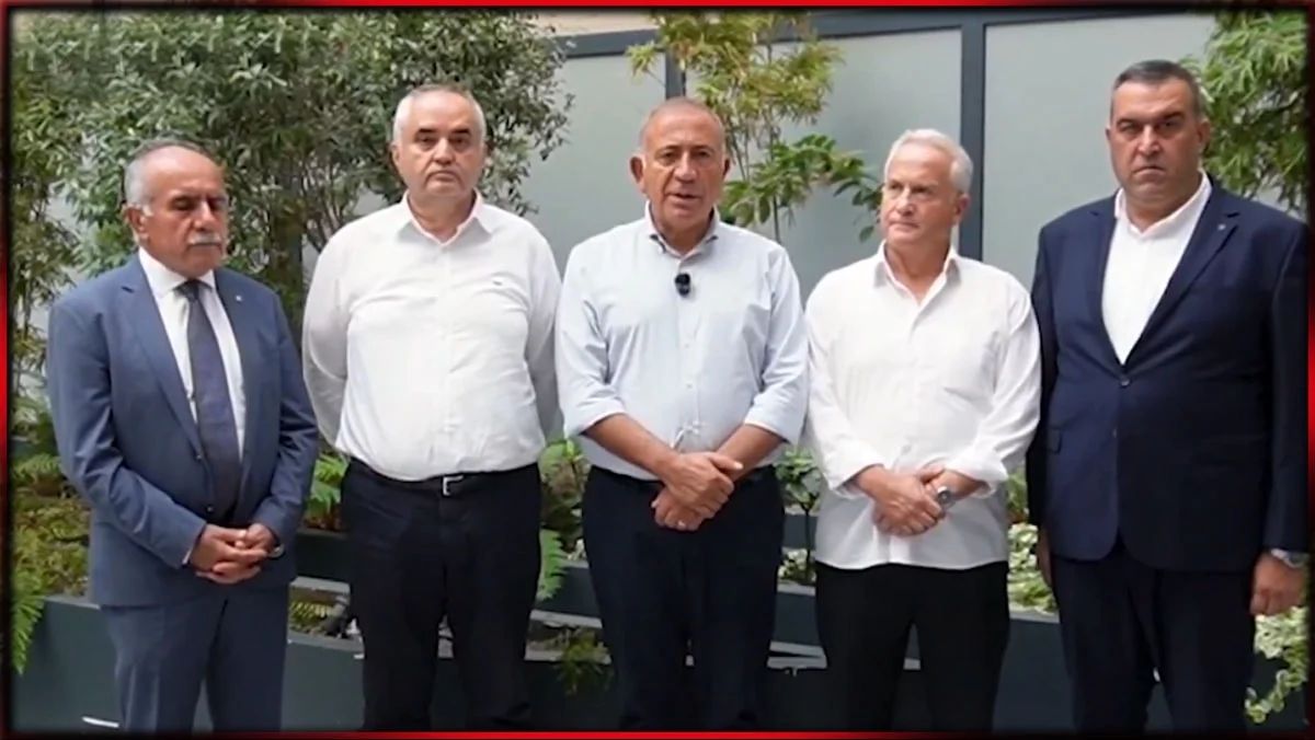 Hasan Babacan görevden çekildi. Sabah Tekin'le video çeken Babacan öğlen