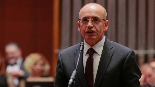 Hazine ve Maliye Bakanı Mehmet Şimşek, İzmir Ticaret Odası’nda iş